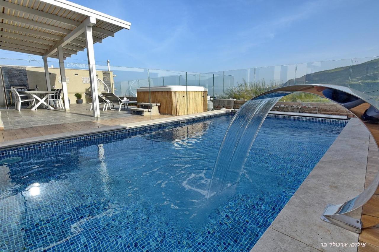 Villa וילה מגדלא Extérieur photo
