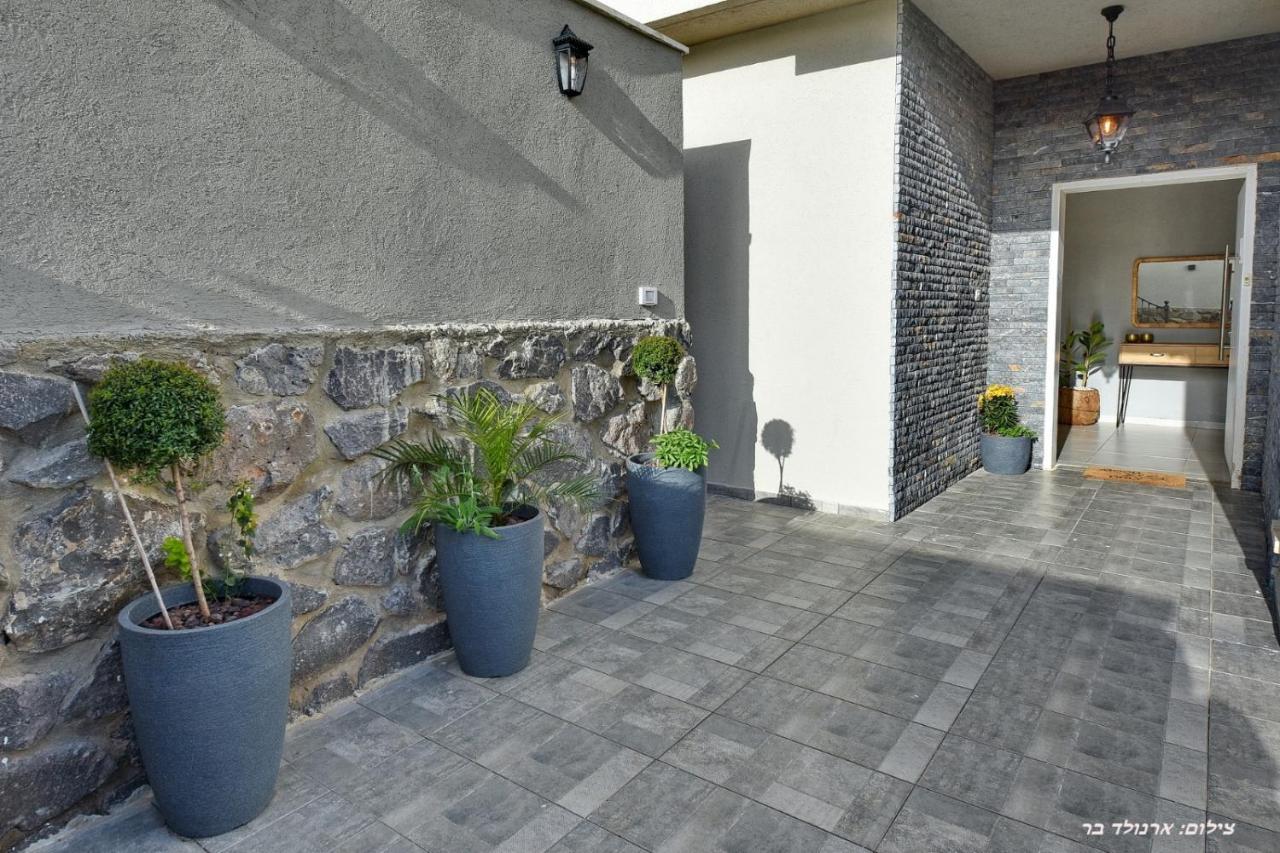 Villa וילה מגדלא Extérieur photo