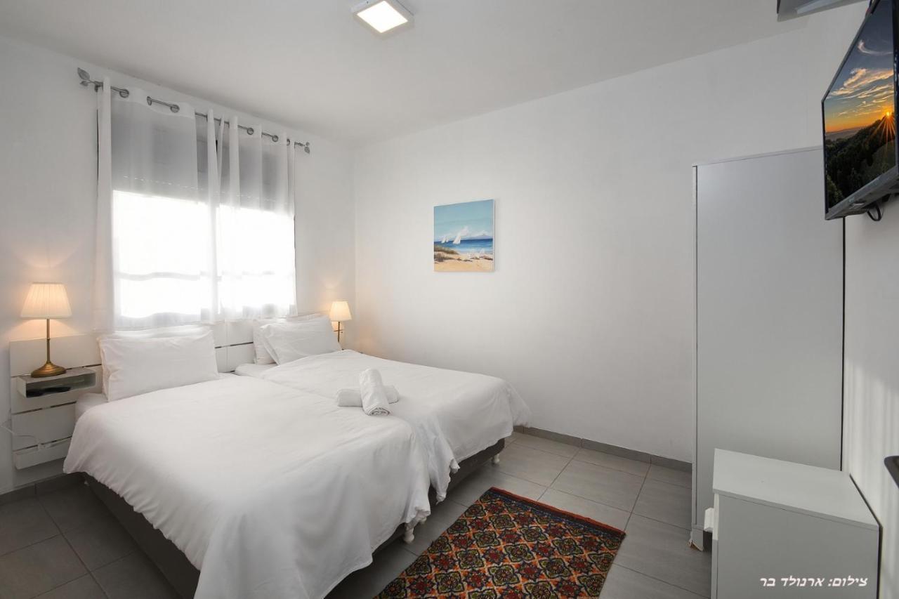 Villa וילה מגדלא Extérieur photo