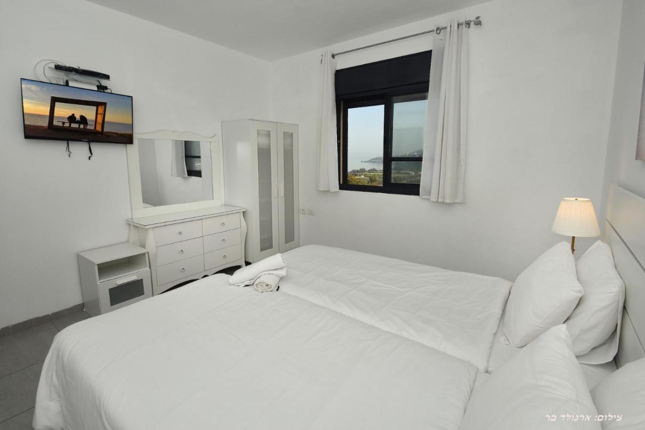 Villa וילה מגדלא Extérieur photo