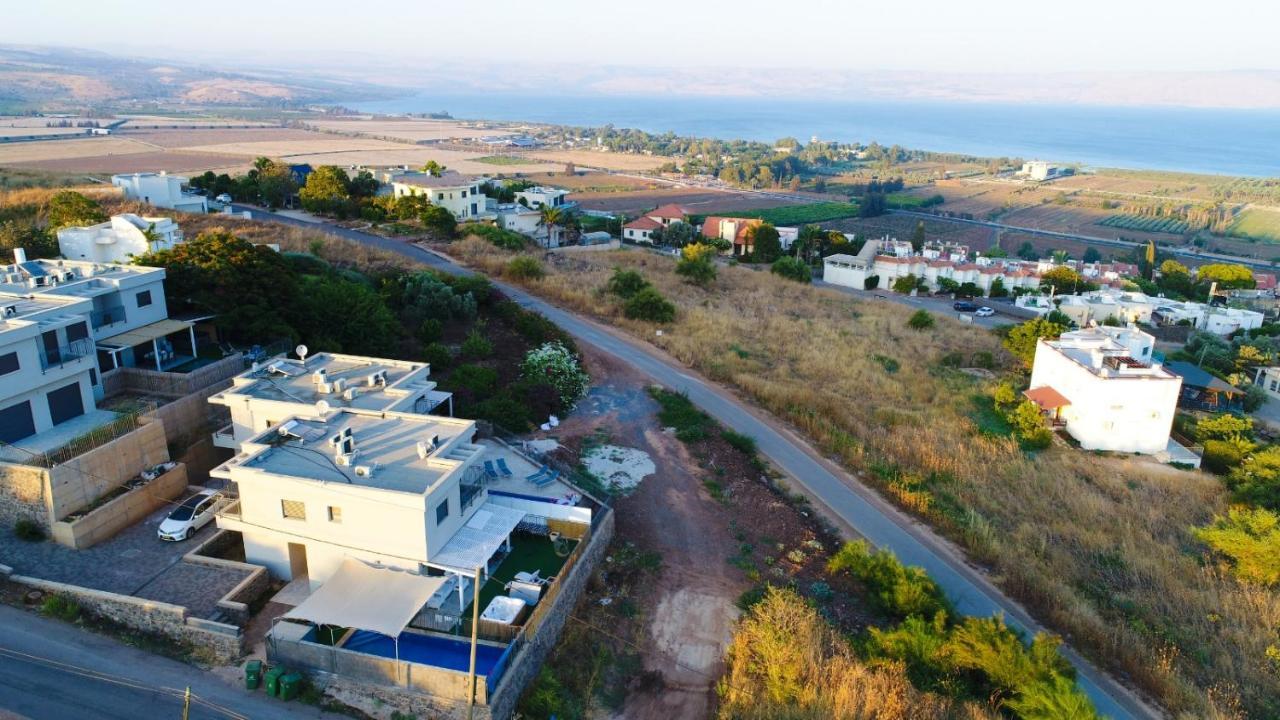 Villa וילה מגדלא Extérieur photo